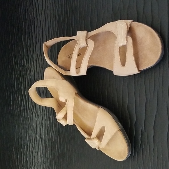 Trotters suede sandals - Picture 1 of 8